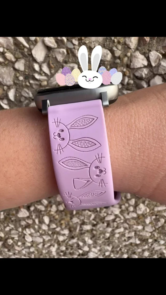 Boldog Nyuszit Kíván a Bandbox! Egyedi okosóra szíjak minden alkalomra!  #bandboxbp #smartwatch #applewatch #AndroidWear #husvet #nyuszi #ajandek